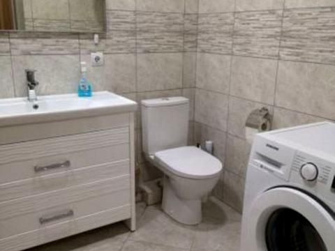 квартира за адресою Драгоманова вул., 1-Є