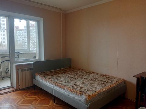 комната по адресу Червоной Калины просп. (Владимира Маяковского), 5-А