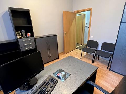 комерційна за адресою Костя Левицького, 11