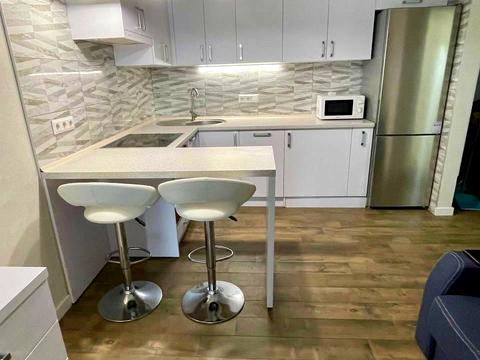 квартира за адресою Зарічна вул., 4