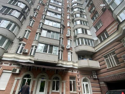 комерційна за адресою Степана Руданського вул., 4-6