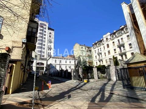коммерческая по адресу Киев, Тараса Шевченка пер., 13/21