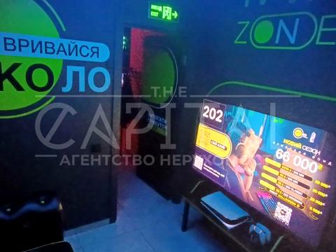 комерційна за адресою Андрія Малишка вул., 1
