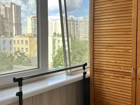 квартира за адресою Лариси Руденко вул., 10