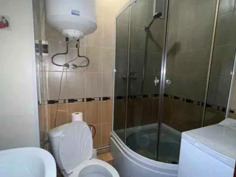 квартира за адресою Добровольців пров., 10