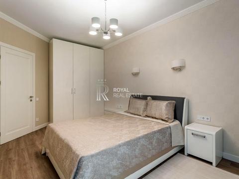квартира за адресою Лабораторна вул., 77