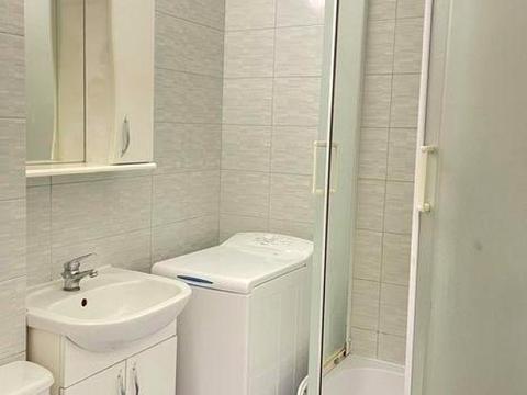 квартира за адресою Любомира Гузара просп. (Космонавта Комарова), 8