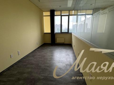 комерційна за адресою Автозаводська вул., 54/19