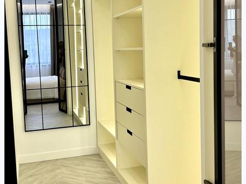 квартира за адресою Запорізька вул., 1