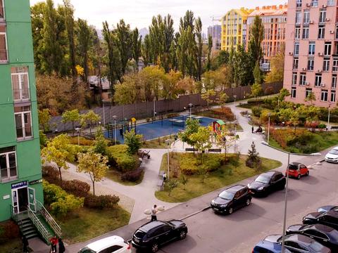 квартира за адресою Регенераторна вул., 4