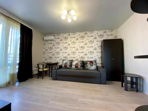 квартира по адресу Практичная, 8