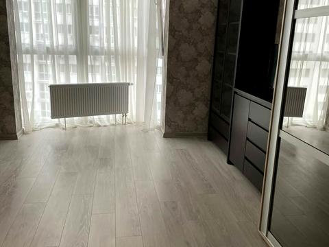 квартира по адресу Киев, Драгоманова ул., 2