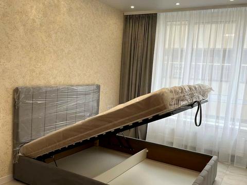 квартира по адресу Олександра Олеся ул., 8/17