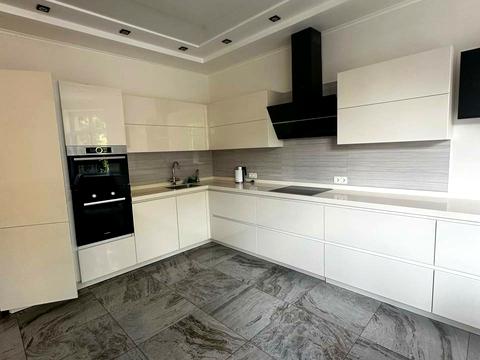 квартира за адресою Соборна вул., 8