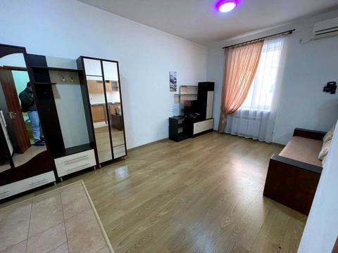 квартира по адресу Единства ул., 6