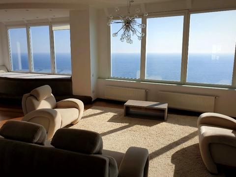 квартира за адресою Літературна вул., 1