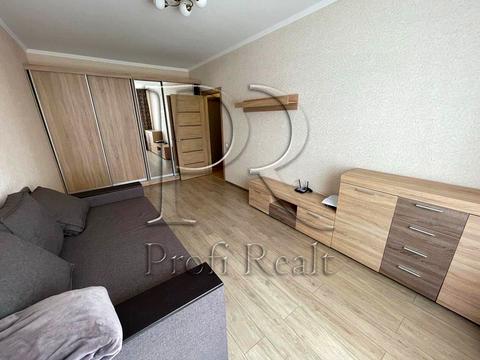 квартира за адресою Драгоманова вул., 10