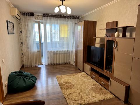 квартира по адресу Героев просп., 11