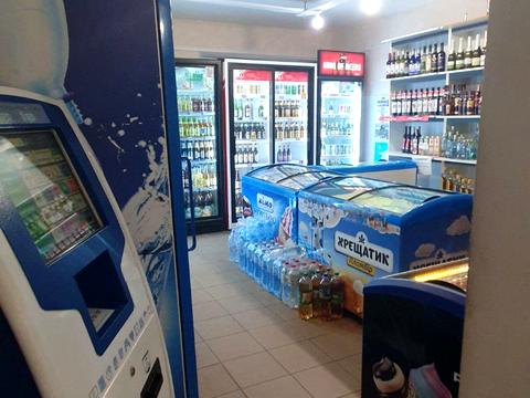 комерційна за адресою Садова вул., 65