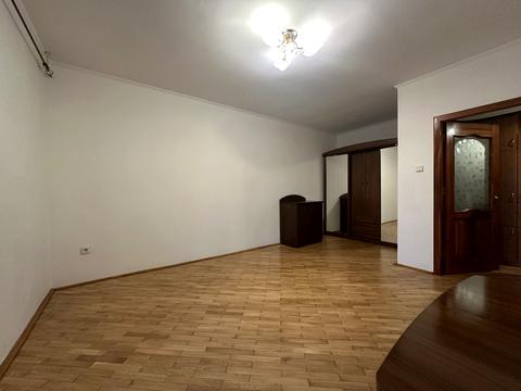 квартира за адресою Південний бульв., 42