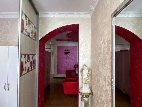 комерційна за адресою Інститутська вул., 6а