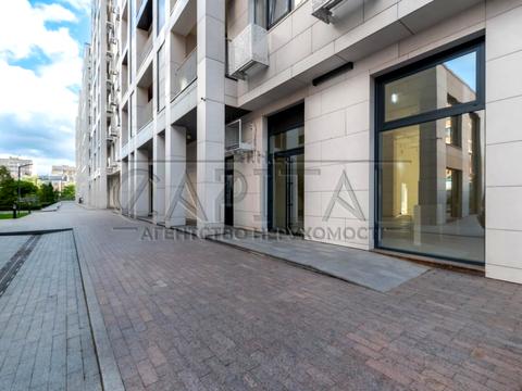 комерційна за адресою Бульварно-Кудрявська вул. (Воровського), 17