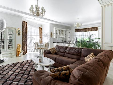 будинок за адресою Дніпровська вул.