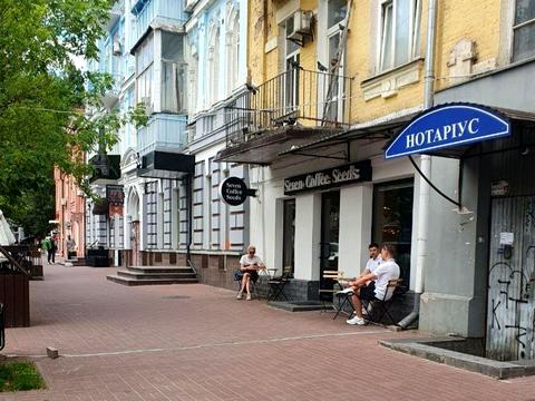 комерційна за адресою Антоновича вул. (Горького), 47