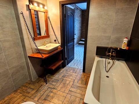 дом по адресу Визволителів