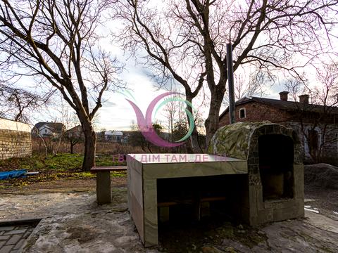 будинок за адресою Центральна, 1 буд