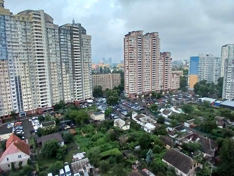 квартира за адресою Дністерська вул. (Двінська), 19