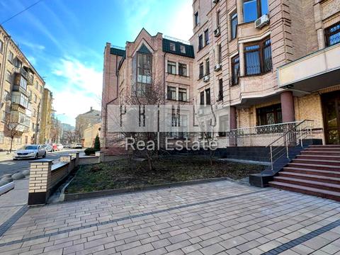 комерційна за адресою Кудрявська вул., 13-19