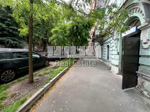 комерційна за адресою Обсерваторна вул., 9