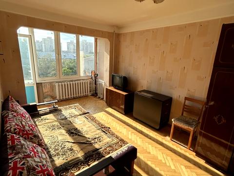 квартира за адресою Київ, Воскресенський просп. (Перова), 16б