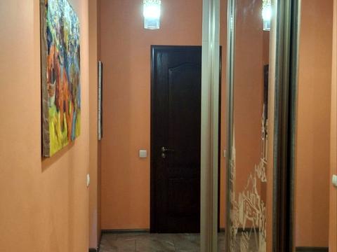 квартира за адресою Рея Бредбері вул., 7/14