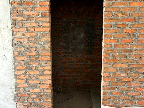 комерційна за адресою Олександра Олеся вул., 25