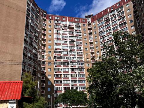 квартира по адресу Миколы Бажана просп., 36