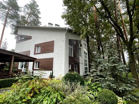 будинок за адресою Анатолія Солов'яненка вул.