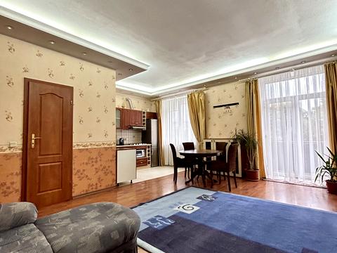 квартира за адресою Білоруська вул., 32