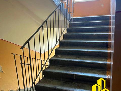 квартира за адресою Наукова вул., 52