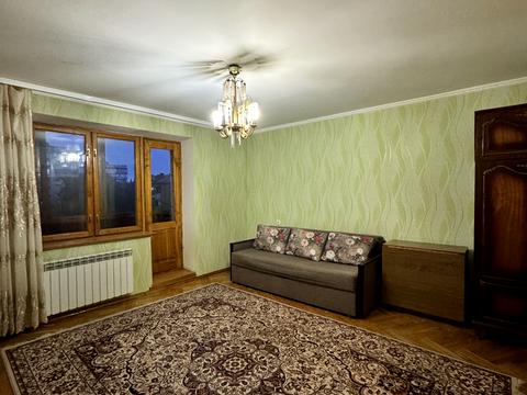 квартира за адресою Автозаводська вул., 7