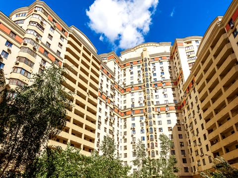паркомісце за адресою Полтавська вул., 10