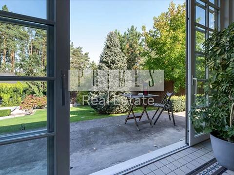 будинок за адресою Соснова вул.