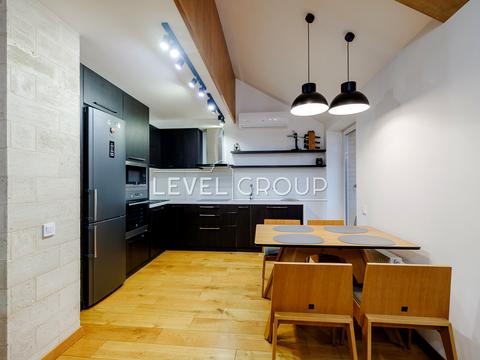 квартира за адресою Регенераторна вул., 4 к11