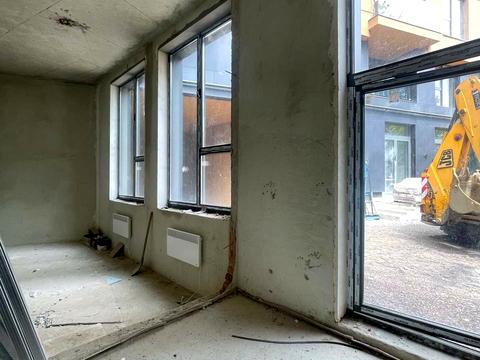 комерційна за адресою Клепарівська вул., 15