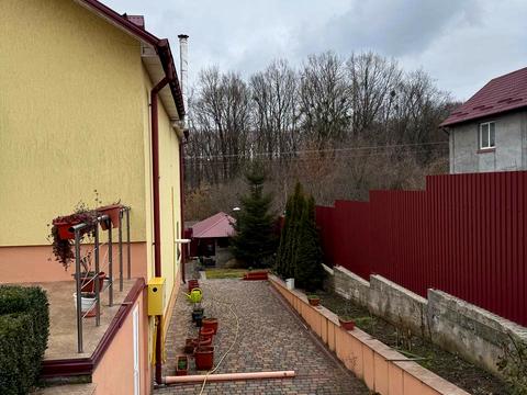 будинок за адресою с. Шаровечка, проїзд  2 Бурштиновий
