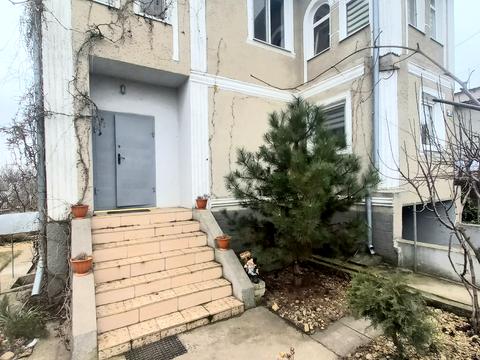 будинок за адресою Схід