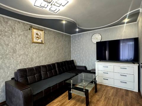 квартира по адресу Молодёжи просп., 10