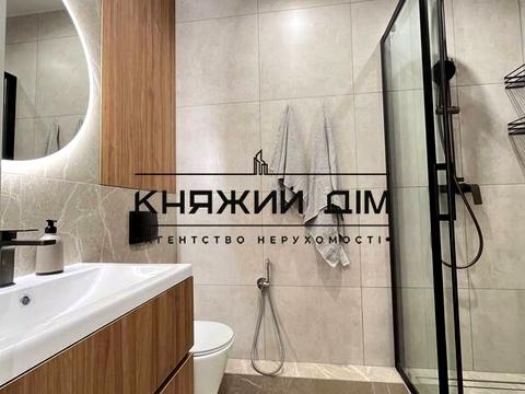 квартира за адресою Дніпровська набережна вул., 17-К