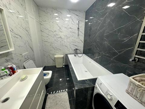 квартира по адресу Героїв Крут ул., 4